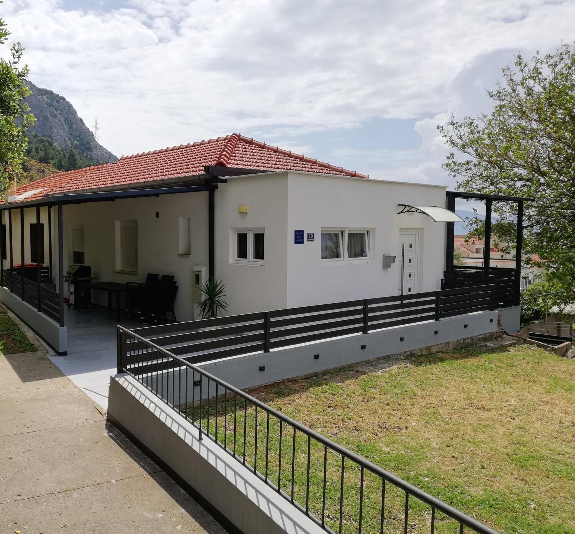 Apartment Nino Gradac  Extérieur photo